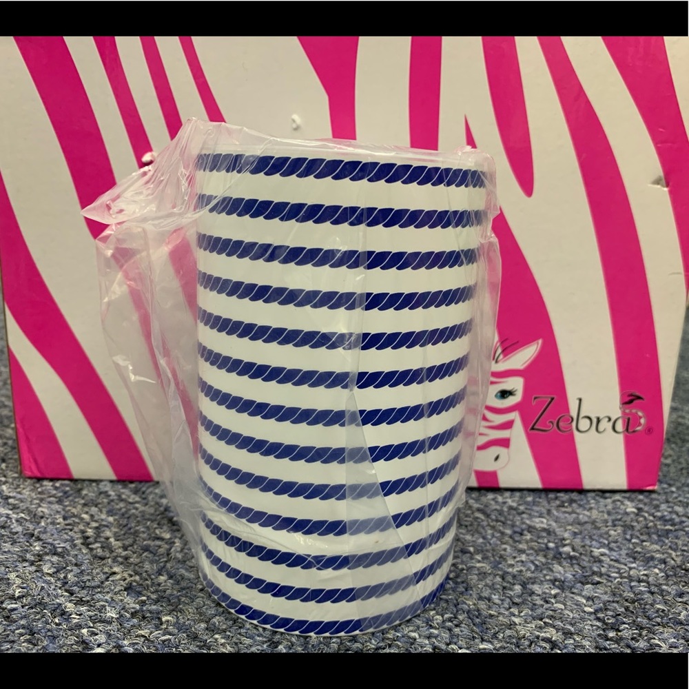 Pink zebra Warner shade